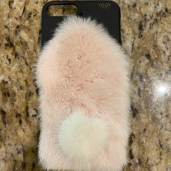 Yggy Paris Mink Fur iPhone 8 Plus Phone case - Picture 3 of 3